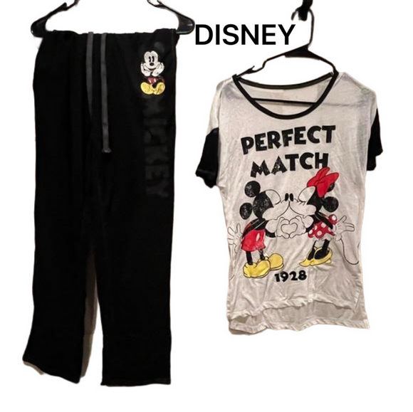 Disney Other - DISNEY MICKEY & MINIIE PAJAMA SET